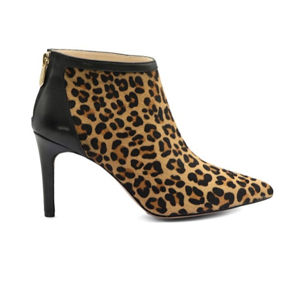 NEW Adrienne Vittadini  Nyla Booties Calf Hair